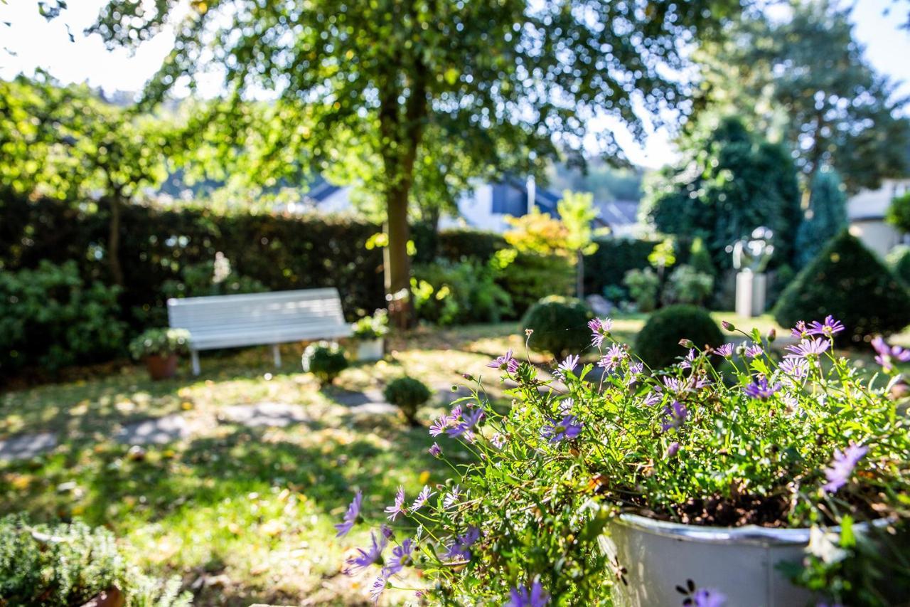 Romantik Hotel Neuhaus Iserlohn Buitenkant foto